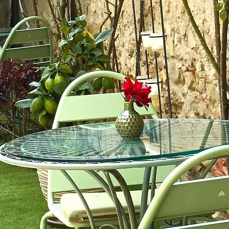 La Flamina, Etape De Charme Proche Du Canal Du Midi Avec Petit Dejeuner Compris Et Privatif En Option 3* Pexiora