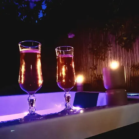 住宿加早餐酒店 La Flamina, Etape De Charme Proche Du Canal Du Midi Avec Petit Dejeuner Compris Et Privatif En Option Pexiora