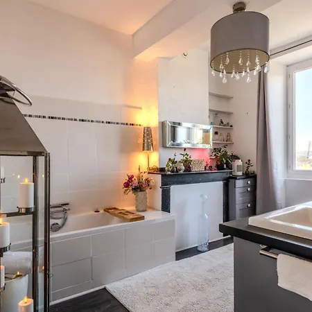 La Flamina, Etape De Charme Proche Du Canal Du Midi Avec Petit Dejeuner Compris Et Privatif En Option Bed & Breakfast 3*