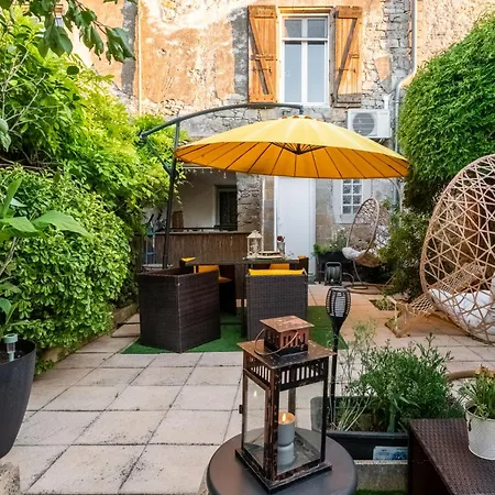 La Flamina, Etape De Charme Proche Du Canal Du Midi Avec Petit Dejeuner Compris Et Privatif En Option 3* Pexiora