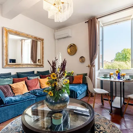 La Flamina, Etape De Charme Proche Du Canal Du Midi Avec Petit Dejeuner Compris Et Privatif En Option 3* Pexiora